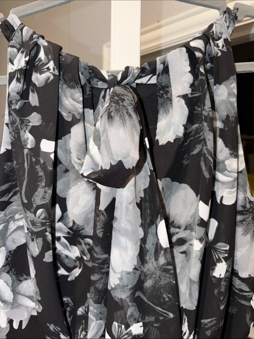 Sleeveless Black and White Floral Maxi Dress - Picture 8 of 13